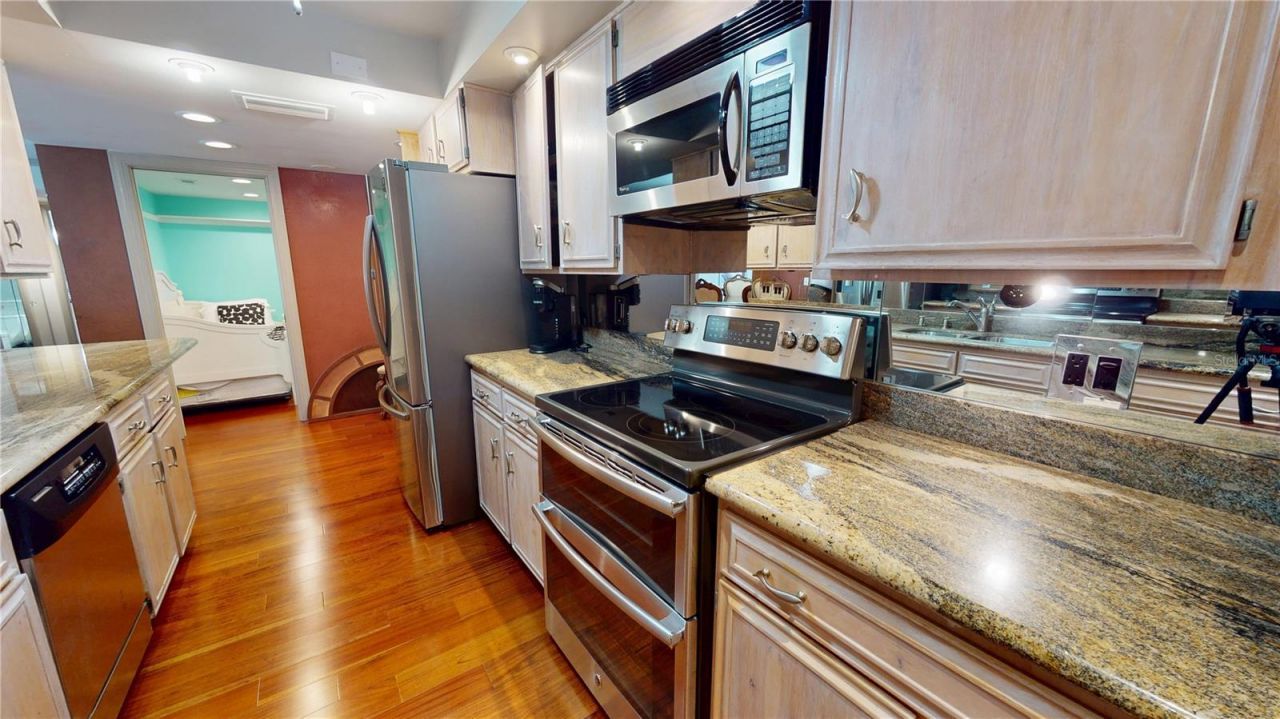 1750 Benjamin Franklin Drive , Unit B, Sarasota, FL 34236 Photo