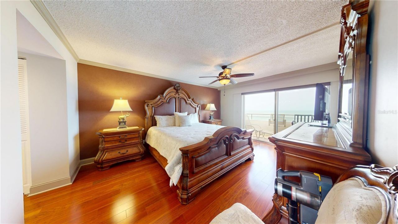 1750 Benjamin Franklin Drive , Unit B, Sarasota, FL 34236 Photo