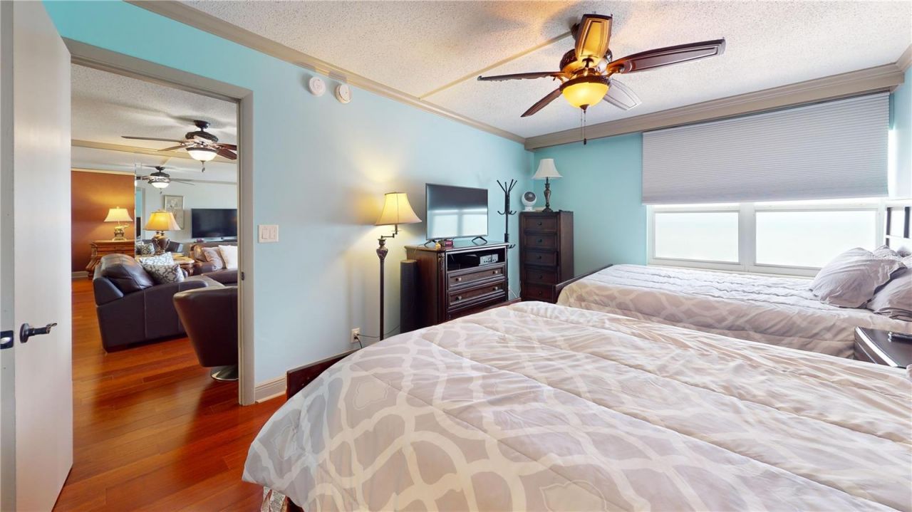 1750 Benjamin Franklin Drive , Unit B, Sarasota, FL 34236 Photo
