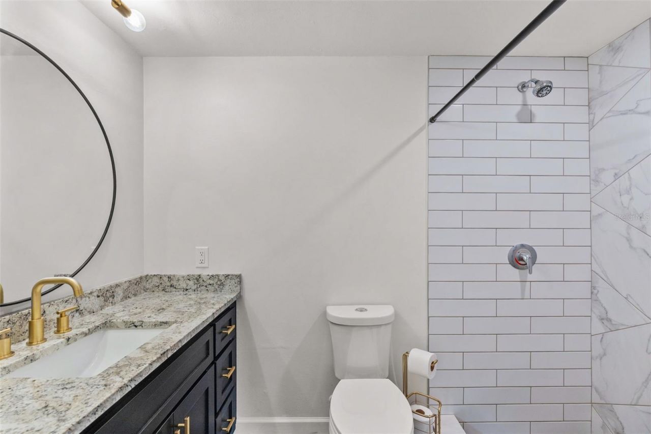 2874 Davis Boulevard , Sarasota, FL 34237 Photo