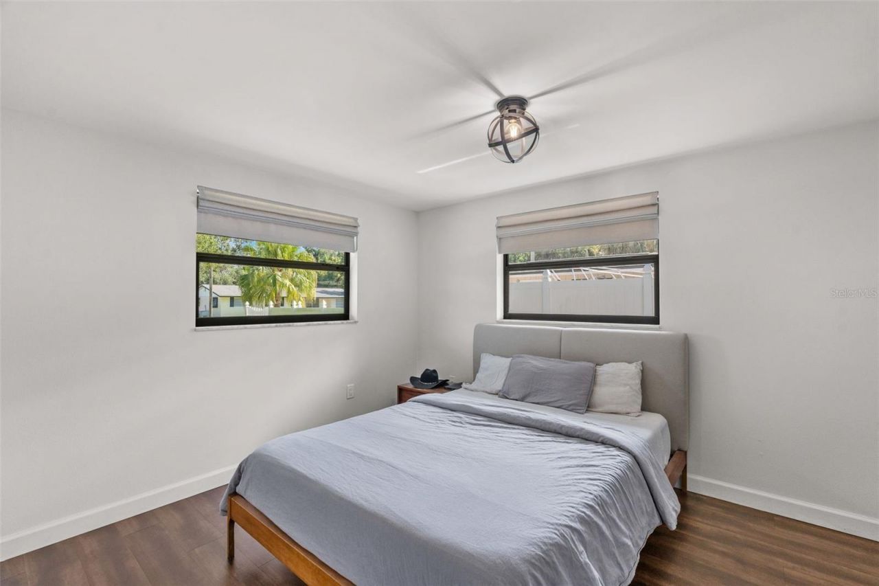 2874 Davis Boulevard , Sarasota, FL 34237 Photo