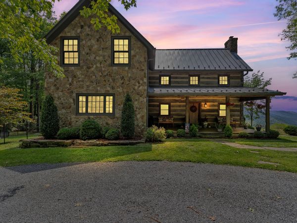 471 Asbury Trce, Lewisburg, WV 24901