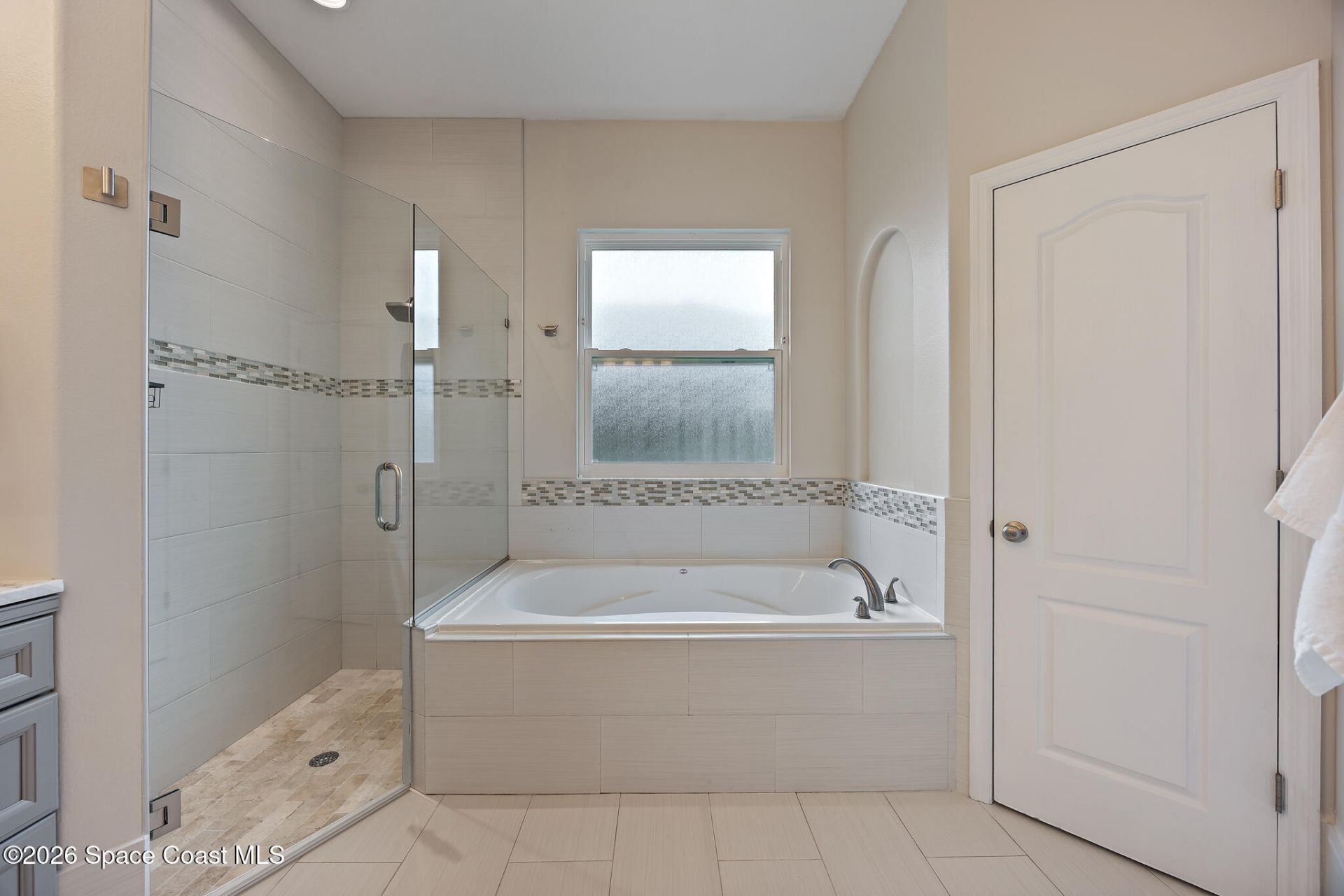 6197 Arlington Circle, Melbourne, FL 32940 Photo