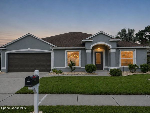 1384 Hill Avenue , Melbourne, FL 32940