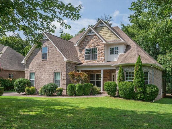 1000 Glessner Dr , Spring Hill, TN 37174