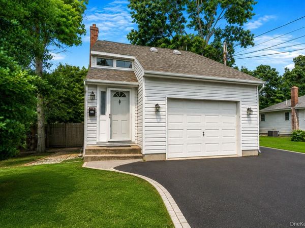 35 E 6th Street , Patchogue, NY 11772