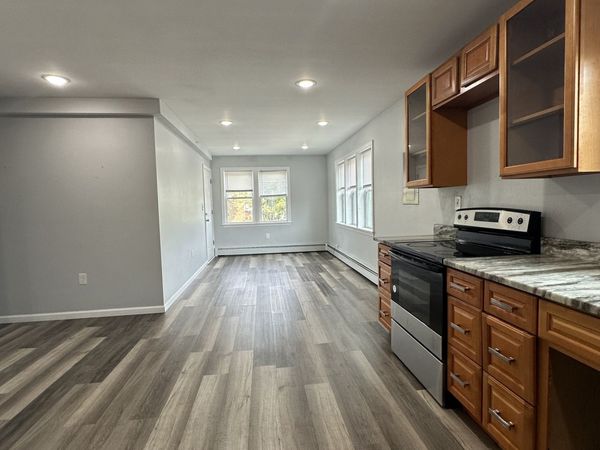 178 Martin , Unit 3rd Floor, Hartford, CT 06120