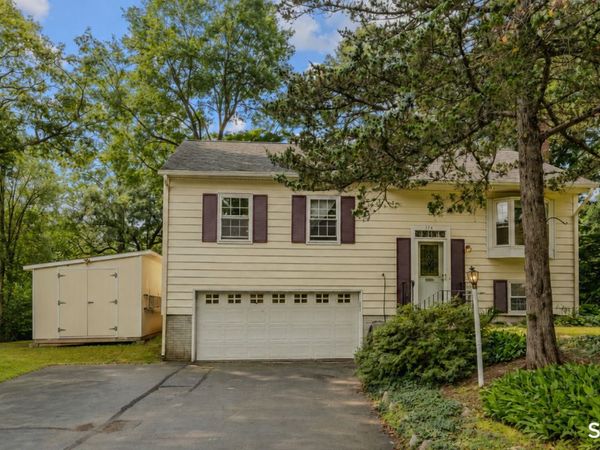 174 Glenwood, Clinton, CT 06413