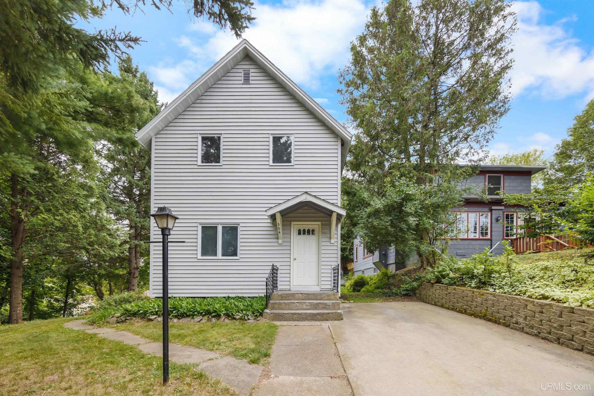 304 Diamond Street, Iron River, MI 49935 Main Photo