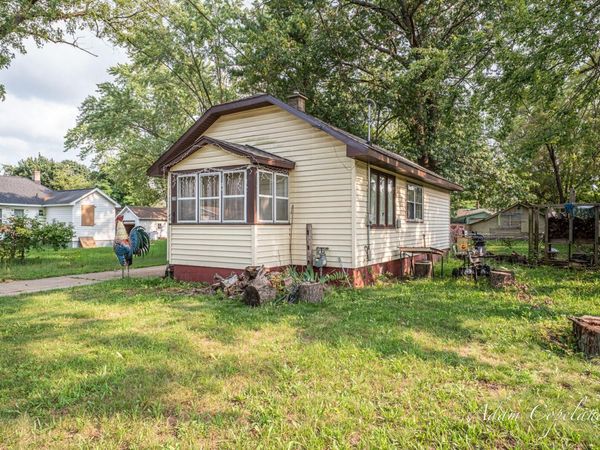 326 43rd Street SE, Kentwood, MI 49548