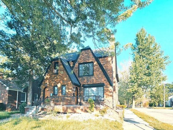 19000 Chandler Park Drive, Detroit, MI 48236