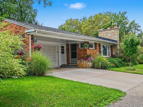 32 Cherry Street, Holland, MI 49423