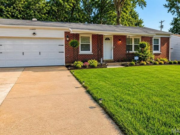 10448 Quaker Drive , Dellwood, MO 63136