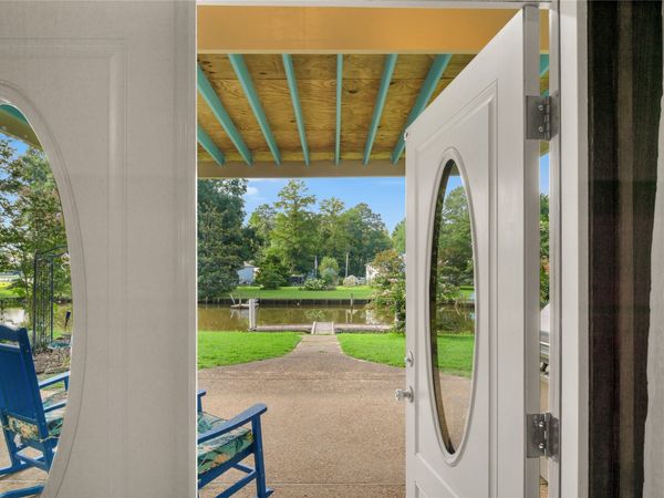 7244 Canal Street , Lanexa, VA 23089