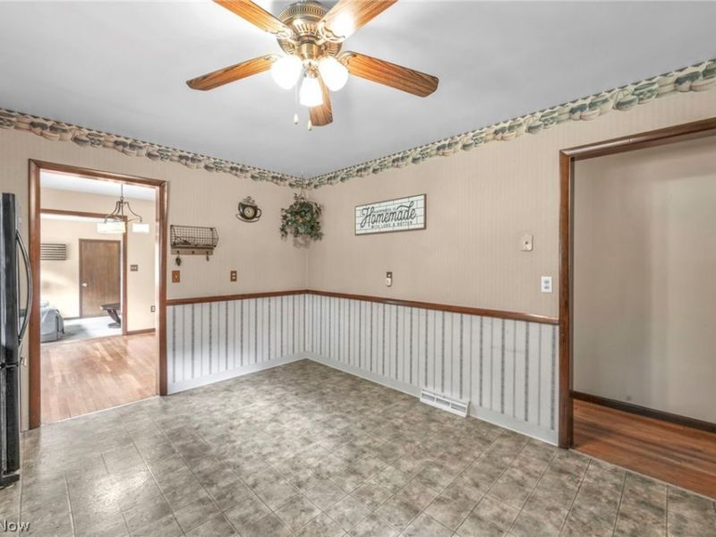 202 Roosevelt Drive, Geneva, OH 44041 Photo 14