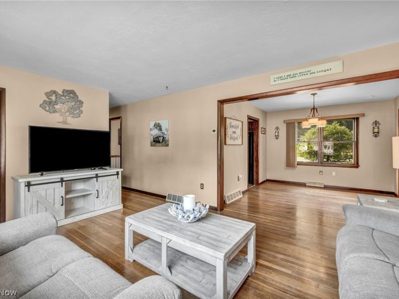 202 Roosevelt Drive, Geneva, OH 44041 Photo 9