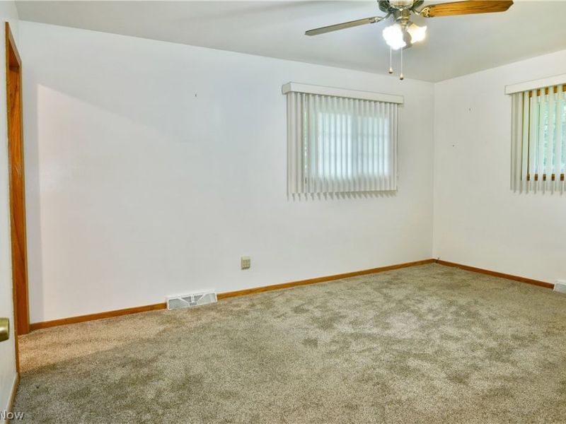3246 Circle Drive, Cortland, OH 44410 Photo 30
