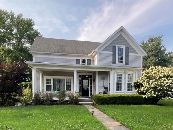 120 South Street , Leesburg, OH 45135