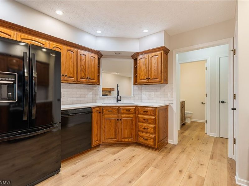 5944 University Heights Circle NW, North Canton, OH 44720 Photo 12