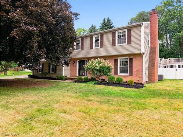 924 Pittsburg Avenue NW, North Canton, OH 44720