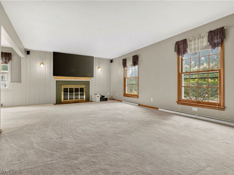 924 Pittsburg Avenue NW, North Canton, OH 44720 Photo 4