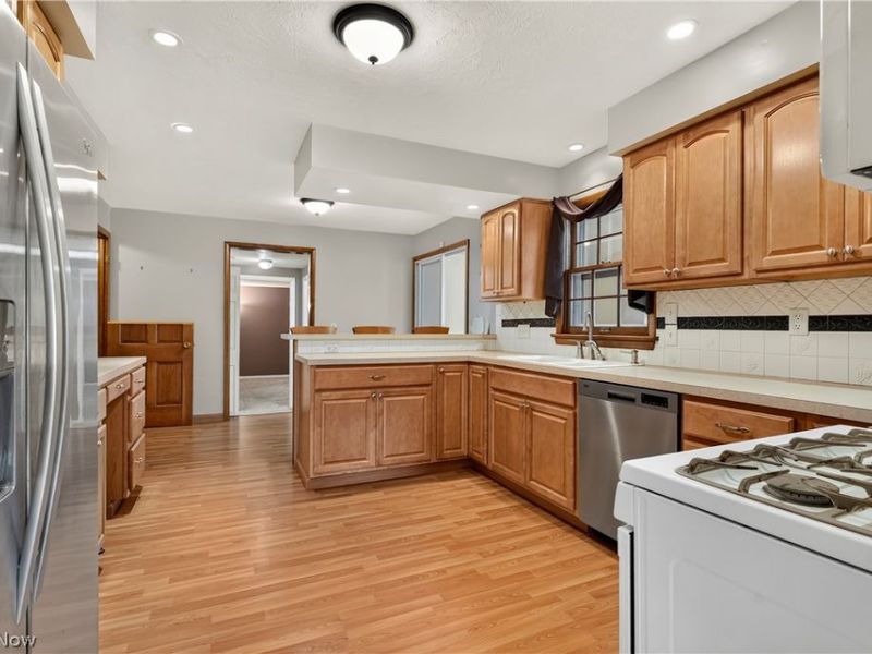 924 Pittsburg Avenue NW, North Canton, OH 44720 Photo 7