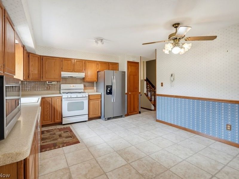 16331 Canterbury Drive, Strongsville, OH 44136 Photo 18