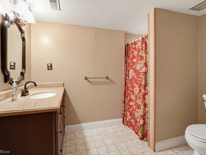 16331 Canterbury Drive, Strongsville, OH 44136 Photo 42