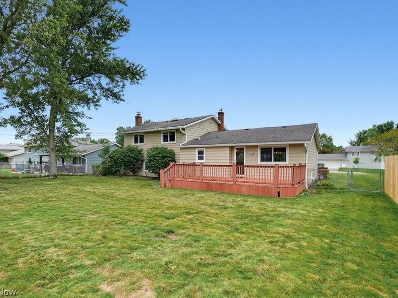 16331 Canterbury Drive, Strongsville, OH 44136 Photo 5