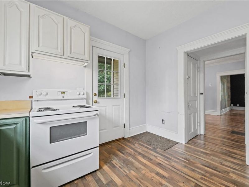 773 Dan Street, Akron, OH 44310 Photo 13