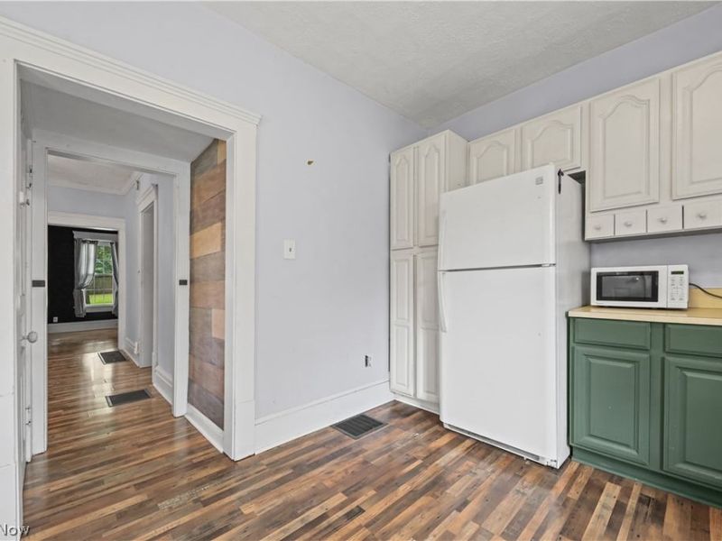 773 Dan Street, Akron, OH 44310 Photo 15