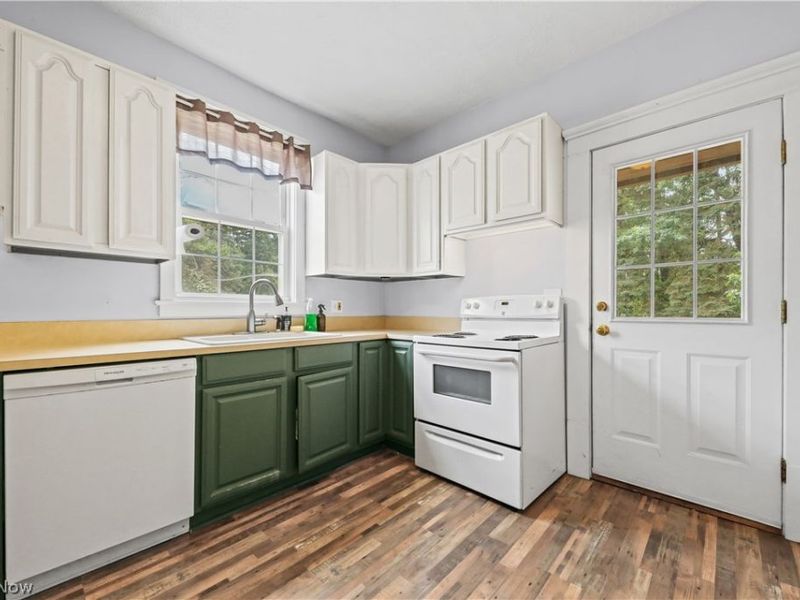 773 Dan Street, Akron, OH 44310 Photo 16