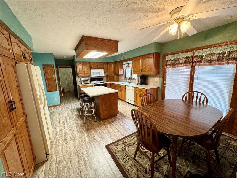 6385 Harbor Drive NW, Canton, OH 44718 Photo 10