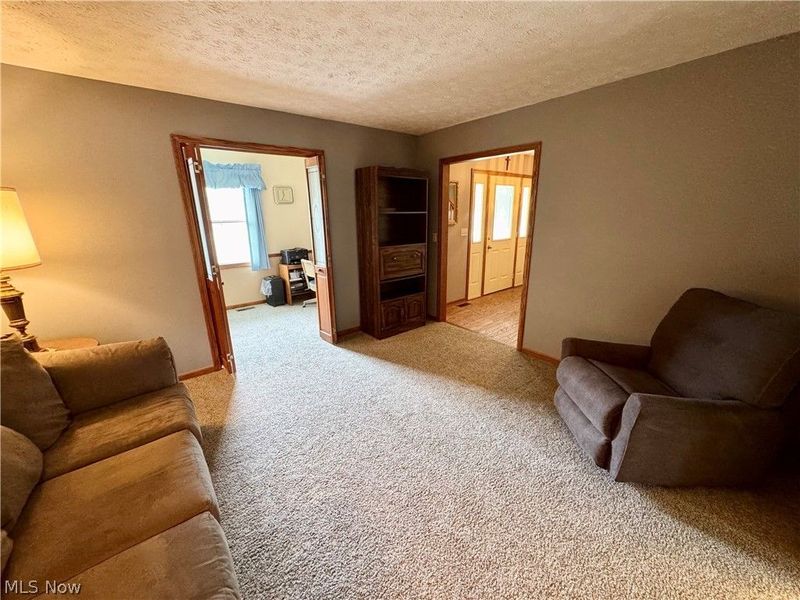 6385 Harbor Drive NW, Canton, OH 44718 Photo 20