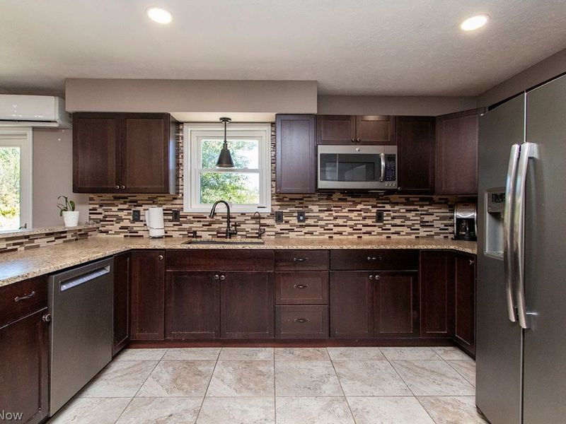 7311 Meadow View Drive, Seville, OH 44273 Photo 12