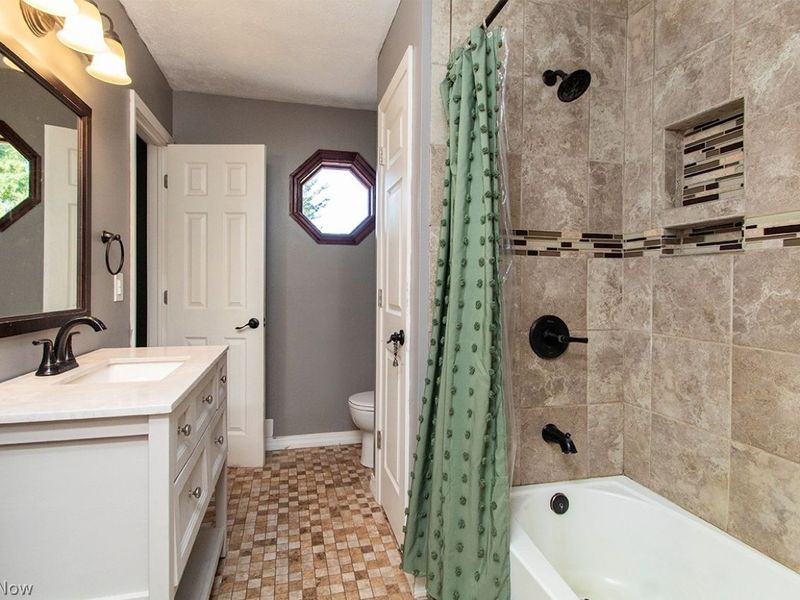 7311 Meadow View Drive, Seville, OH 44273 Photo 18