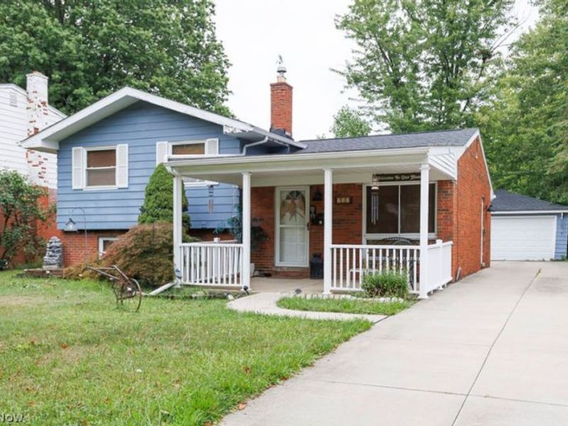 737 Georgetown Avenue, Elyria, OH 44035 Photo 1