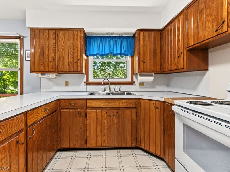 696 West Street, Wadsworth, OH 44281 Photo 27