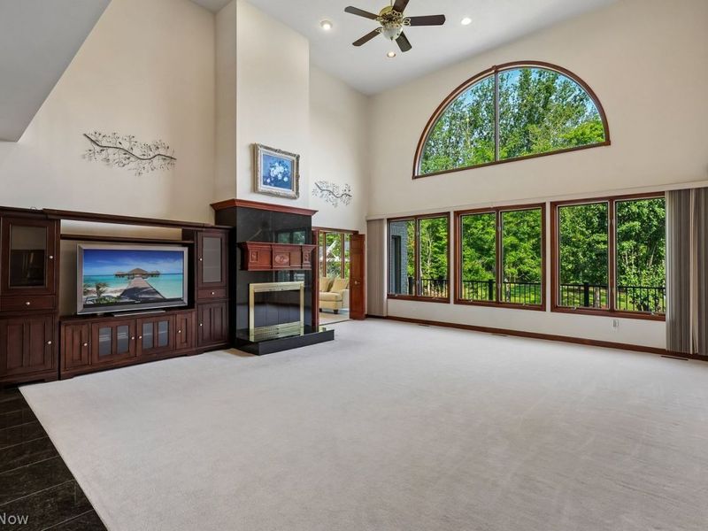 6146 Penfield Lane, Solon, OH 44139 Photo 6