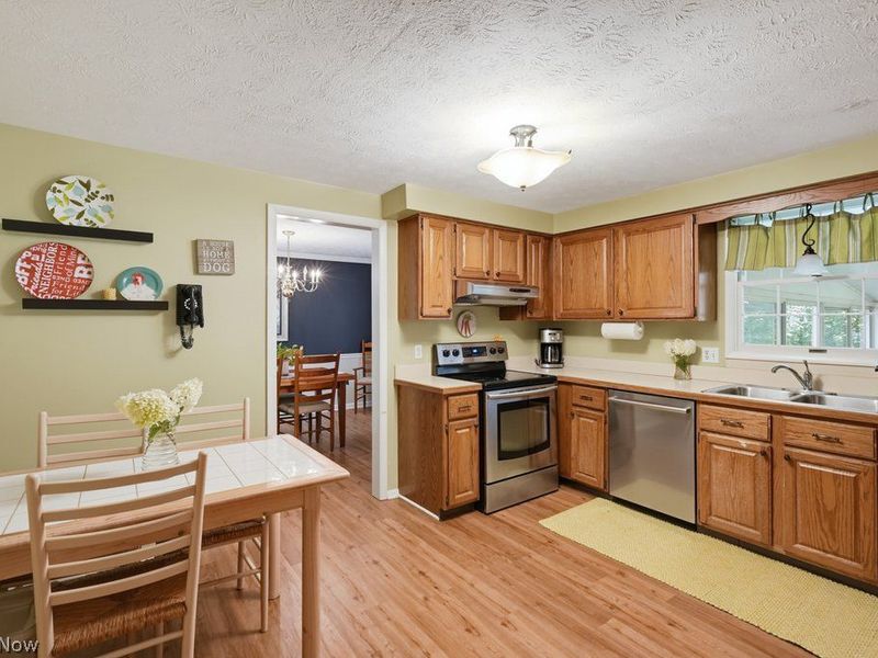 1570 Winslow Drive, Hudson, OH 44236 Photo 12