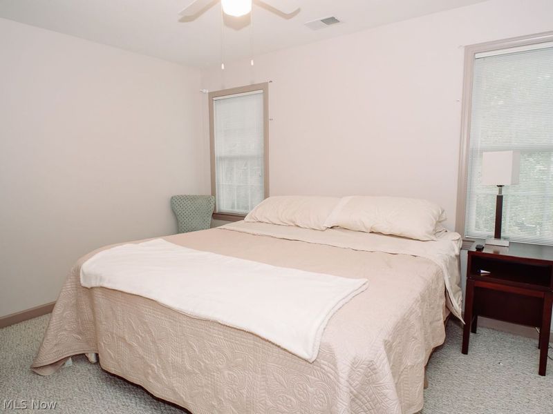 1614 NE River Road, Lake Milton, OH 44429 Photo 33