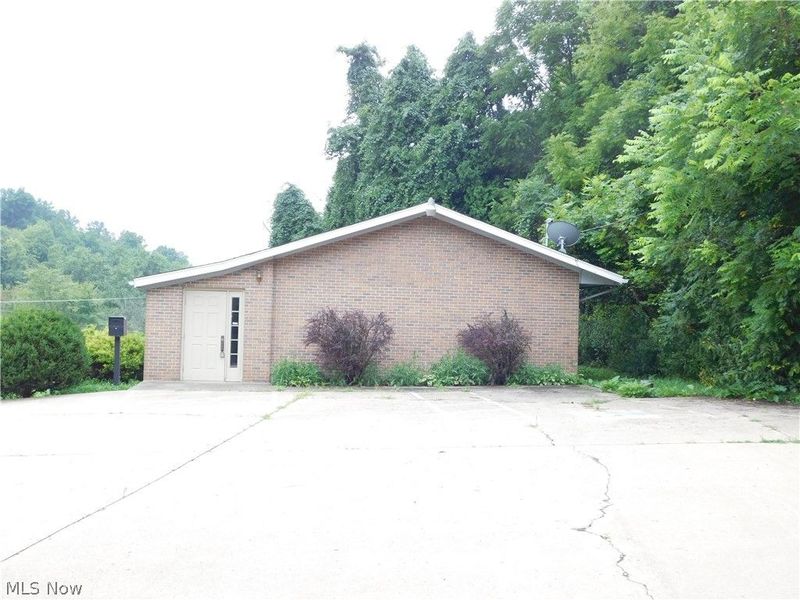 62700 Barnesville Hendryburg Road, Barnesville, OH 43713 Photo 3