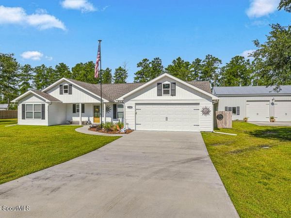 1262 Post Road , Hortense, GA 31543