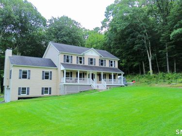 169 Indian Trail , New Milford, CT 06776
