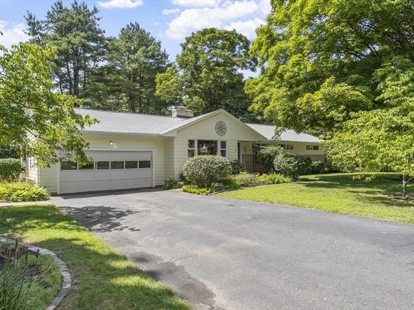 9 Cherry Ridge Rd, Acton, MA 01720