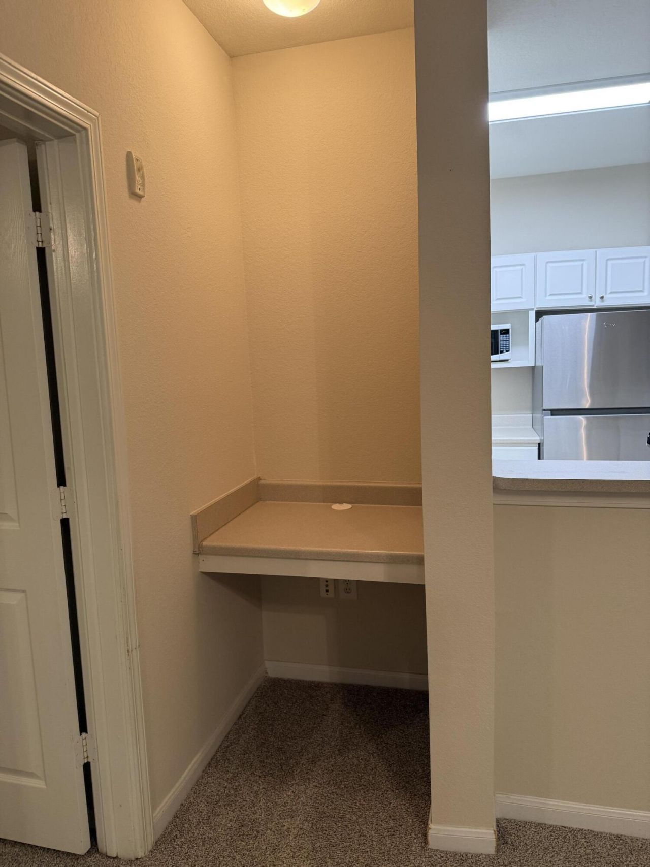 60 Fenwick Hall Alley Photo 14