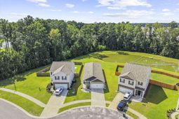 627 Silver Spruce Street photo 4