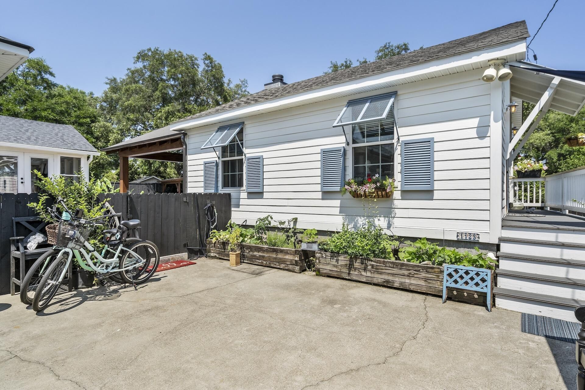 1123 Garland Road Photo 35