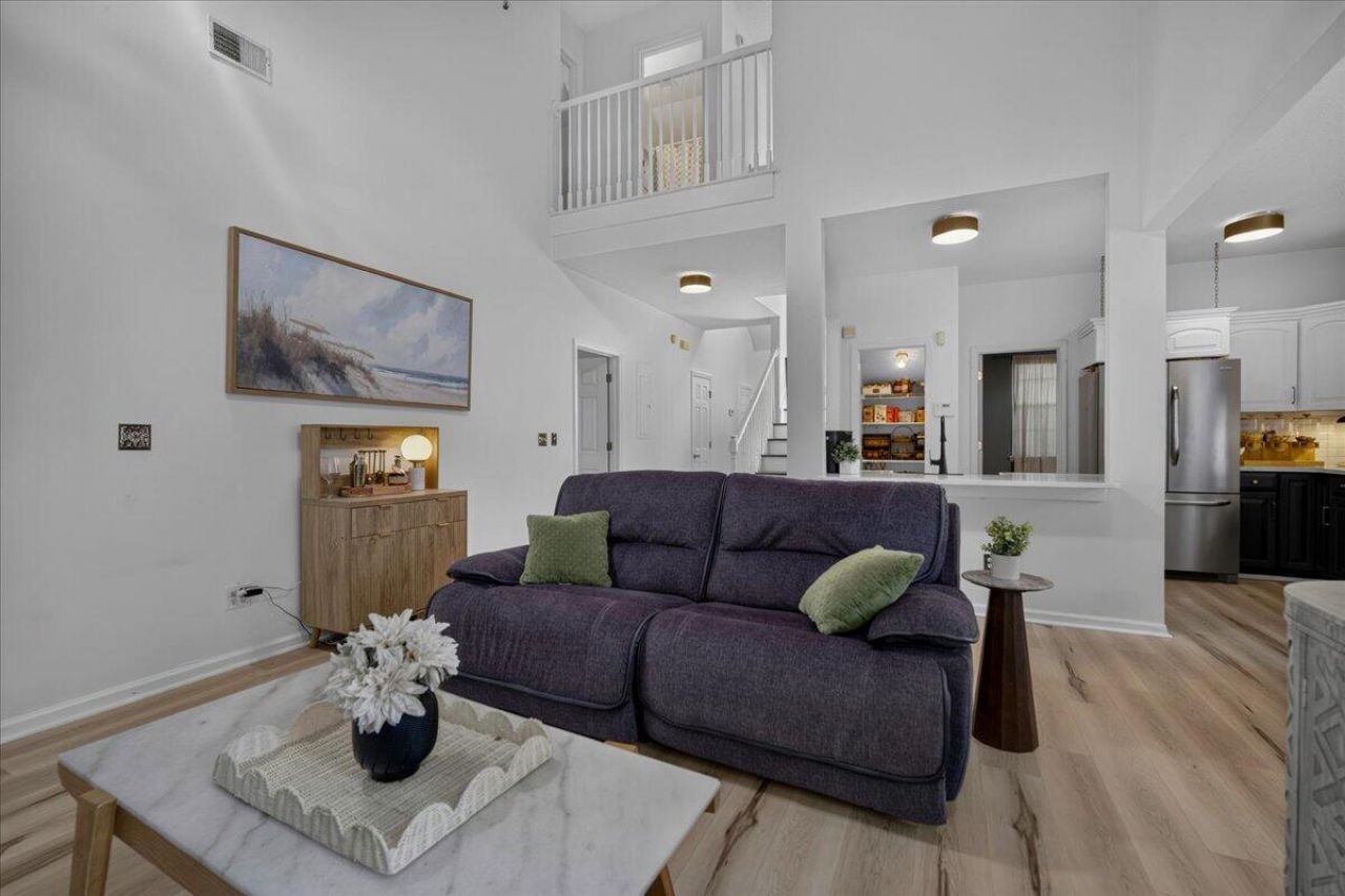 2452 Fulford Court Photo 18