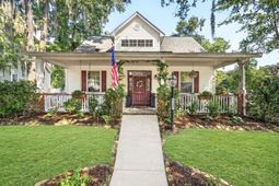 2452 Fulford Court photo 4